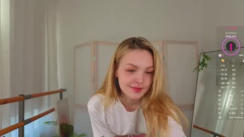 Snapshot of alice_tucci chatting on May 23, 2026, 4:00 pm Alice online show from May 23, 2026, 4:00 pm