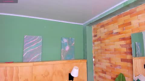 Alice and Asia online show from January 11, 2026, 12:21 pm