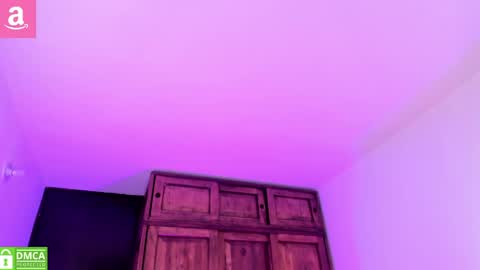 Snapshot of alicee_2 chatting on April 28, 2026, 7:19 pm Aliceee .. 97YP9VWGZHrefnav wishlist lists 1 online show from April 28, 2026, 7:19 pm