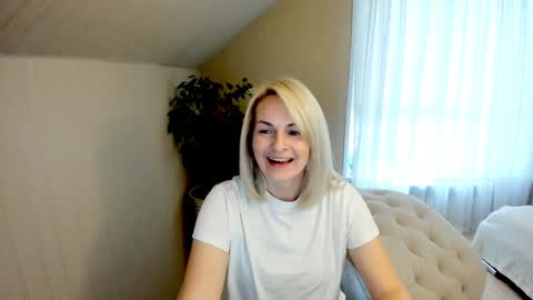 Alicee online show from December 8, 2024, 10:19 am