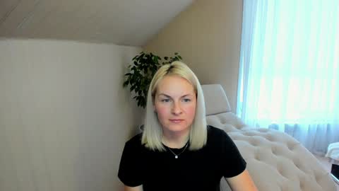 Alicee online show from December 16, 2024, 9:35 am