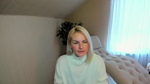 Alicee online show from December 18, 2024, 8:09 am