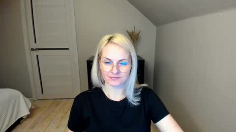 Alicee online show from February 28, 2025, 7:14 pm