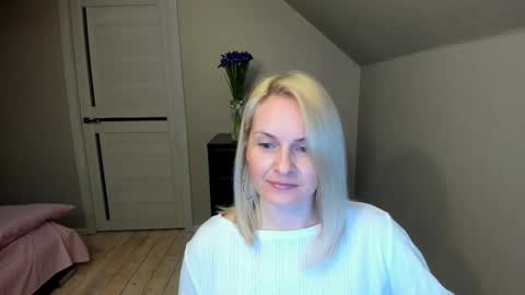 Alicee online show from March 7, 2025, 7:49 pm