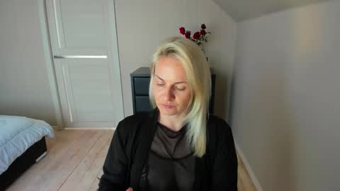 Snapshot of alicee__grace chatting on September 29, 2025, 9:03 am Alicee online show from September 29, 2025, 9:03 am