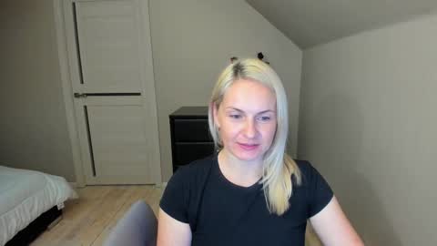 Snapshot of alicee__grace chatting on September 29, 2025, 9:08 pm Alicee online show from September 29, 2025, 9:08 pm