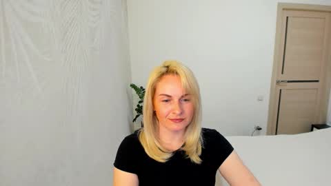 Alicee online show from March 28, 2026, 5:01 pm