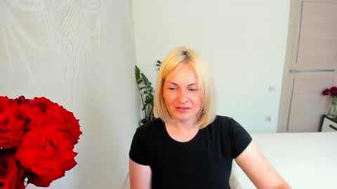 Snapshot of alicee__grace chatting on June 17, 2026, 9:23 am Alicee online show from June 17, 2026, 9:23 am