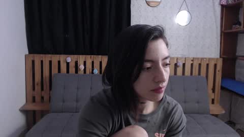 Snapshot of alicee_logan_ chatting on December 15, 2024, 1:13 am alicee_logan_ online show from December 15, 2024, 1:13 am