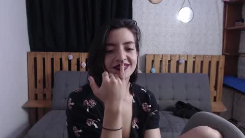 Snapshot of alicee_logan_ chatting on December 15, 2024, 4:18 am alicee_logan_ online show from December 15, 2024, 4:18 am