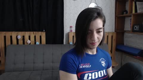 Snapshot of alicee_logan_ chatting on January 8, 2025, 1:53 am alicee_logan_ online show from January 8, 2025, 1:53 am