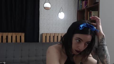 Snapshot of alicee_logan_ chatting on February 21, 2025, 5:13 am alicee_logan_ online show from February 21, 2025, 5:13 am
