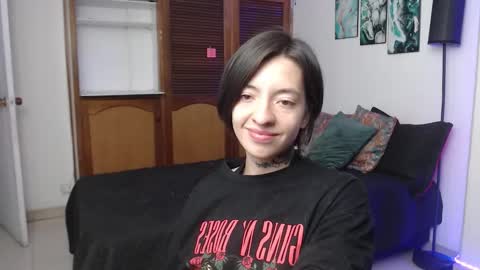alicee_logan_ online show from November 15, 2025, 1:47 am