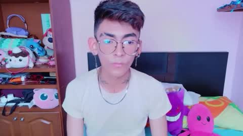 Snapshot of alicee_randyy chatting on May 17, 2026, 7:54 pm alicee_randyy online show from May 17, 2026, 7:54 pm