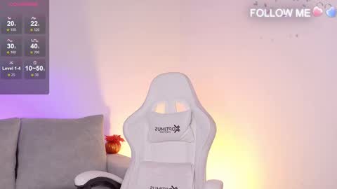 Snapshot of alicefischers chatting on November 9, 2025, 7:34 pm Alice online show from November 9, 2025, 7:34 pm