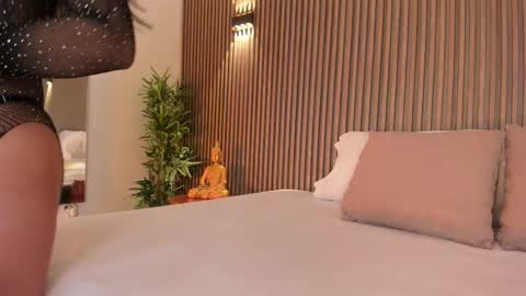 Alice  online show from February 19, 2026, 4:19 am