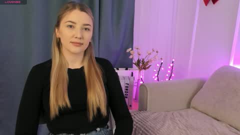 alicehuffner online show from February 9, 2026, 12:14 am