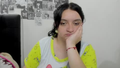 Snapshot of aliceinboobieland chatting on June 16, 2026, 12:57 am Aliceinboobieland online show from June 16, 2026, 12:57 am