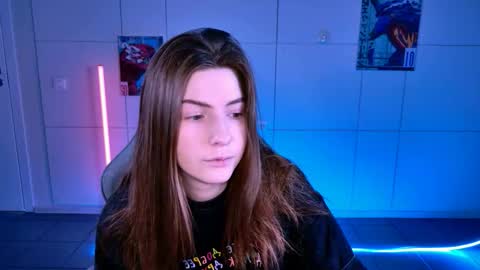 Alice online show from November 16, 2025, 5:02 am