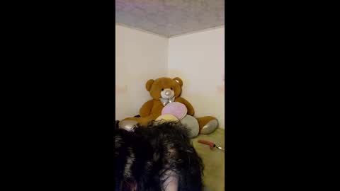 Alicekingdom online show from May 5, 2026, 11:46 pm
