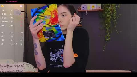 Alice  vacation  online show from February 14, 2025, 5:46 pm