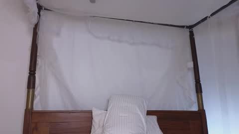 Alice  vacation  online show from March 26, 2026, 12:11 pm