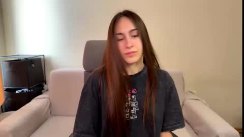 alicekollt online show from February 6, 2026, 10:51 am