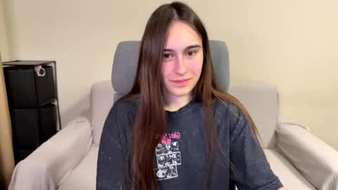 alicekollt online show from March 9, 2026, 10:03 pm