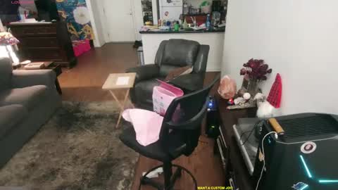 Snapshot of aliceliddell710 chatting on September 10, 2025, 7:03 pm Alice Liddell online show from September 10, 2025, 7:03 pm