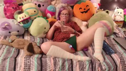 Alice Liddell online show from April 22, 2026, 5:21 am