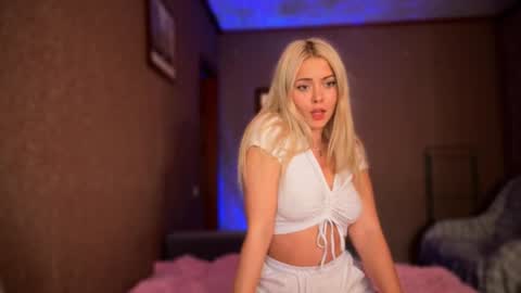 Snapshot of aliceoceaneyes chatting on September 11, 2025, 2:39 pm aliceoceaneyes online show from September 11, 2025, 2:39 pm