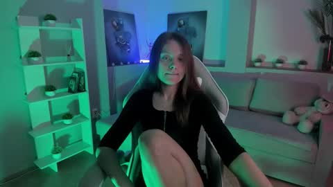 Alice online show from October 27, 2025, 1:20 am