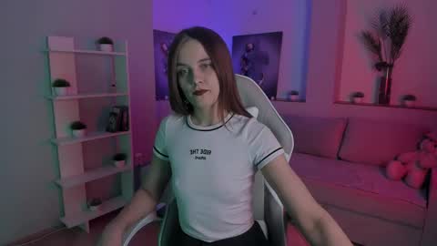 Alice online show from November 5, 2025, 2:11 am