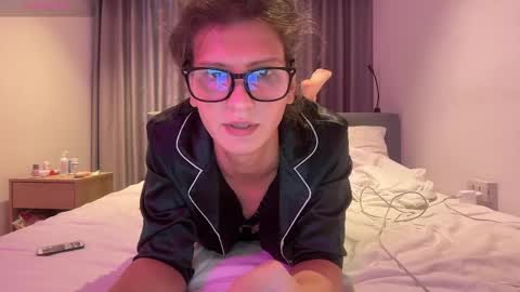 AlicePinkhead online show from March 30, 2026, 6:47 am