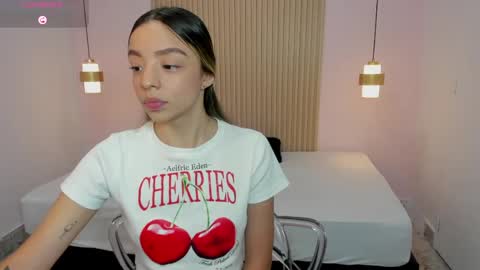 AliceRoss online show from April 13, 2026, 9:42 pm