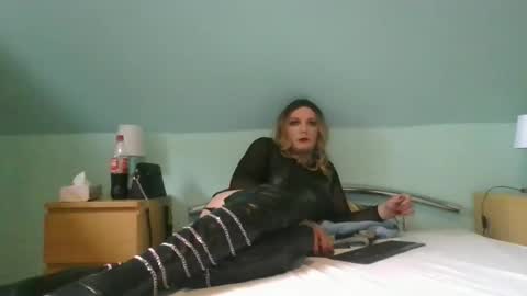 Alice online show from October 21, 2025, 11:44 am