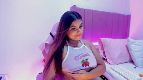 A L I C E  T H U N D E R online show from October 12, 2025, 4:11 am