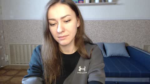 Snapshot of alicewonderful22 chatting on December 9, 2024, 11:47 am Alice online show from December 9, 2024, 11:47 am