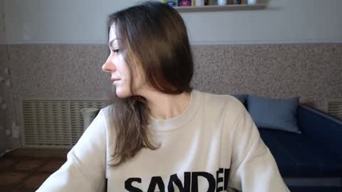 Snapshot of alicewonderful22 chatting on December 13, 2024, 7:36 am Alice online show from December 13, 2024, 7:36 am