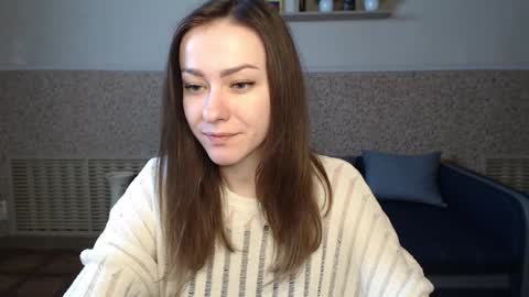 Snapshot of alicewonderful22 chatting on December 15, 2024, 11:55 am Alice online show from December 15, 2024, 11:55 am