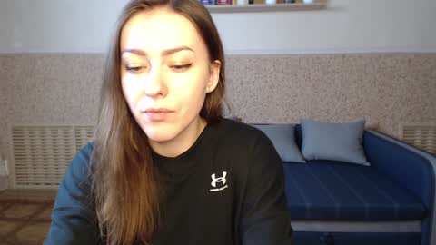 Snapshot of alicewonderful22 chatting on December 17, 2024, 1:05 pm Alice online show from December 17, 2024, 1:05 pm