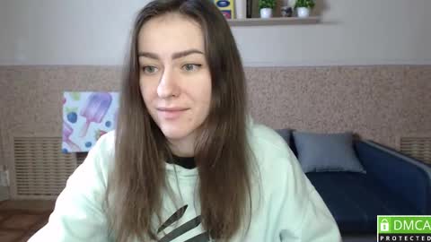 Snapshot of alicewonderful22 chatting on February 13, 2025, 1:37 pm Alice online show from February 13, 2025, 1:37 pm