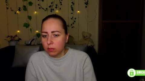 Snapshot of alicewonderkiss chatting on March 25, 2026, 6:30 am Alice online show from March 25, 2026, 6:30 am