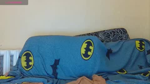 AliceWoolfy online show from September 30, 2025, 5:01 am