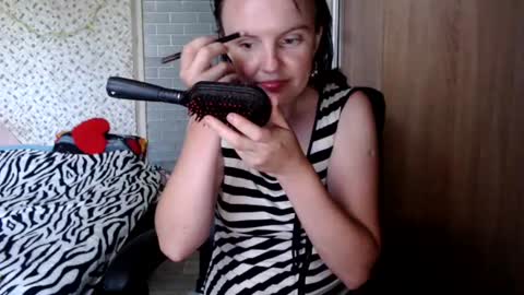 Snapshot of alicexbaby chatting on August 5, 2026, 10:07 am Alicexbaby online show from August 5, 2026, 10:07 am