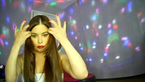 AlicexFresh online show from October 10, 2025, 7:29 am