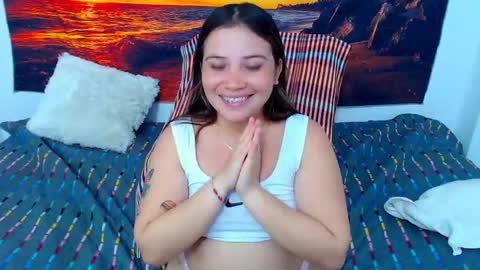 CATALINA Y ANDRES online show from January 24, 2025, 8:54 pm