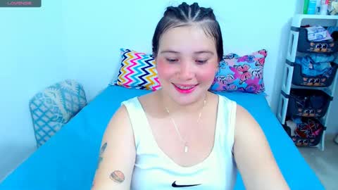 CATALINA Y ANDRES online show from March 5, 2025, 11:16 pm