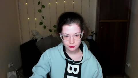 Snapshot of alicia_folow chatting on January 26, 2025, 6:28 am Alicia online show from January 26, 2025, 6:28 am