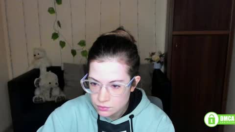 Snapshot of alicia_folow chatting on February 1, 2025, 12:26 pm Alicia online show from February 1, 2025, 12:26 pm